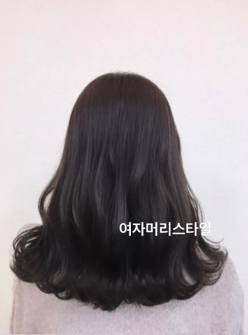 ミディアム カラー もりたみかこ 美容師お休み中のヘアスタイル
