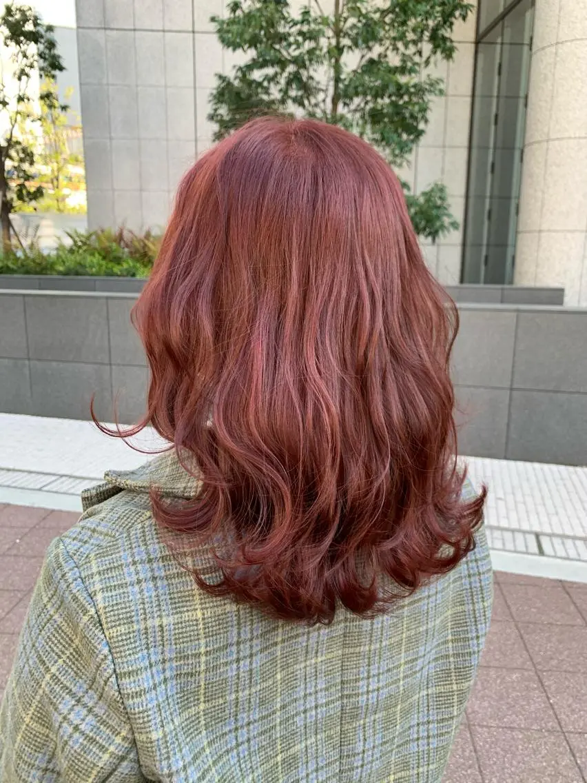 カラー 松本 聖のヘアスタイル