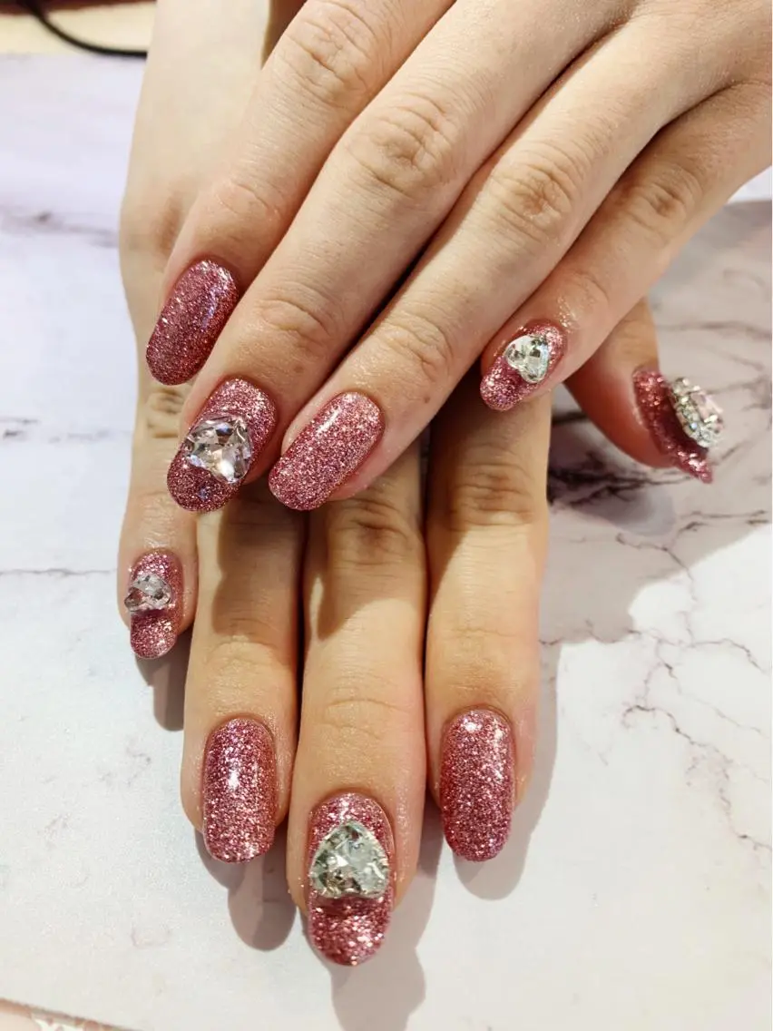 ネイル 持ち込み Laure‘a MARIのネイルデザイン
