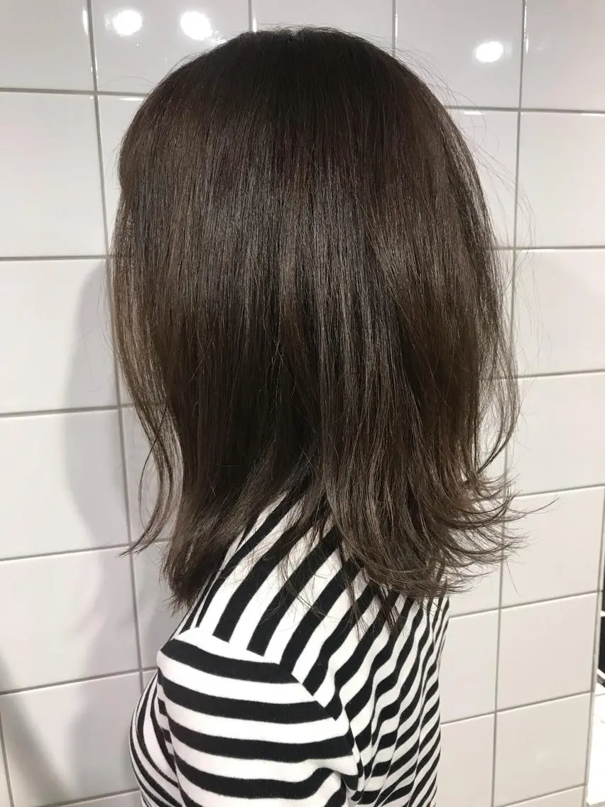 セミロング カラー ブリーチ 透明感カラー 透明感カラー/ レイヤー　YUKAのヘアスタイル