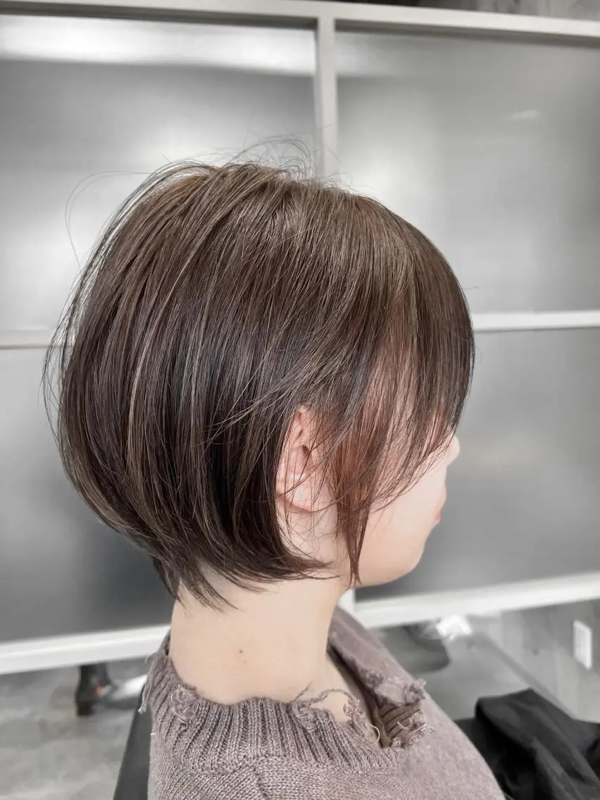 ショート カラー パーマ ヘアアレンジ ネイル マツエク・マツパ アイブロウ ブリーチ ダブルカラー インナーカラー 眉カラー 韓国風マツエク newi ナカノのヘアスタイル