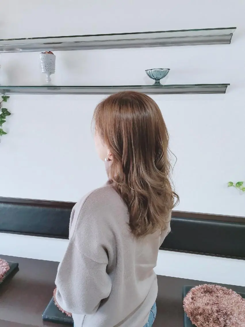 セミロング ツヤ髪ケアカラー✨ 中谷良成のヘアスタイル