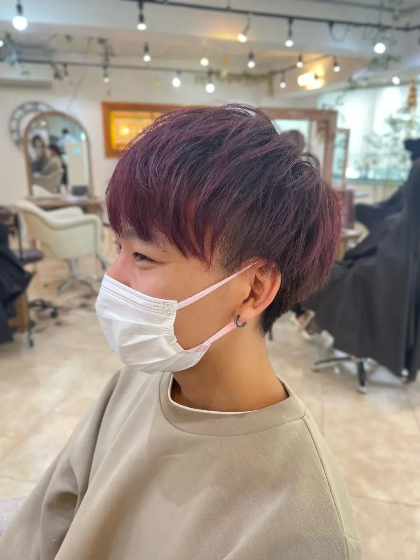 ショート メンズ メンズブリーチ アッシュ カット ヘアカラー ヘッドスパ すずき えりのヘアスタイル