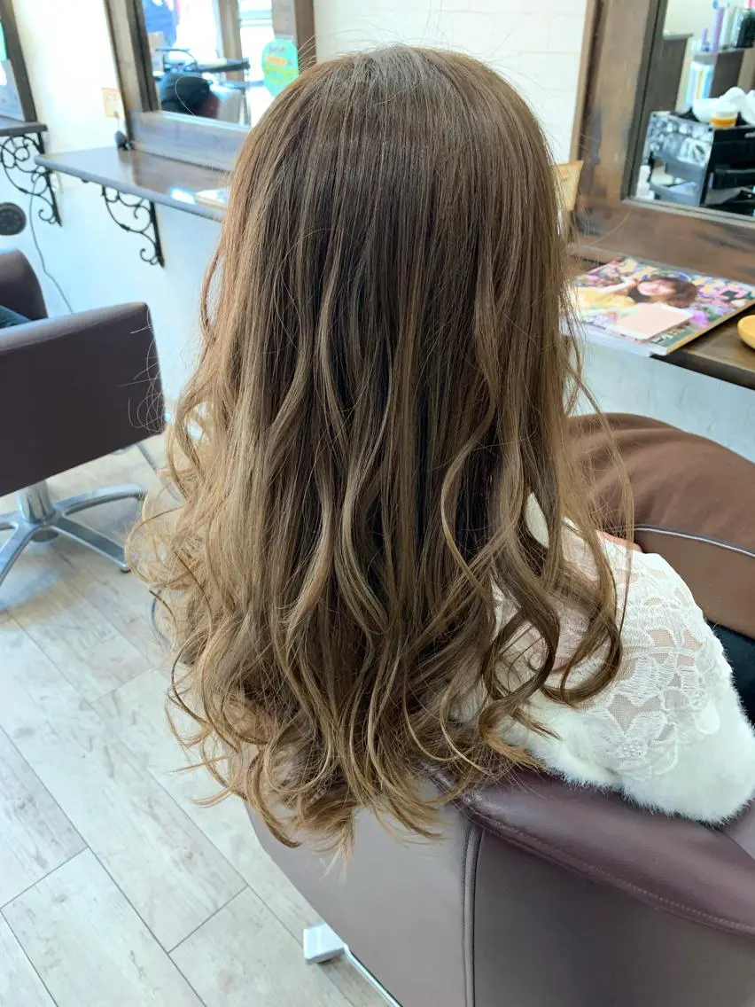 ロング カット ヘアカラー パーマ 縮毛矯正 トリートメント 松本 亮のヘアスタイル