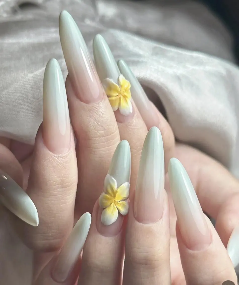 ネイル オーロラネイル フレンチネイル ジェルネイル ハロウィン キラキラネイル ハンドネイル H.baby Nail Salonのネイルデザイン