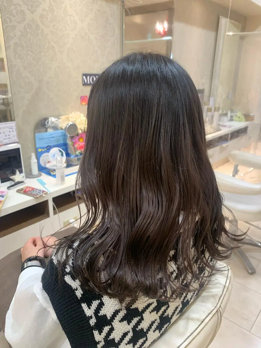 ミディアム トリートメント カット ヘアカラー トリートメント 椿 さやかのヘアスタイル