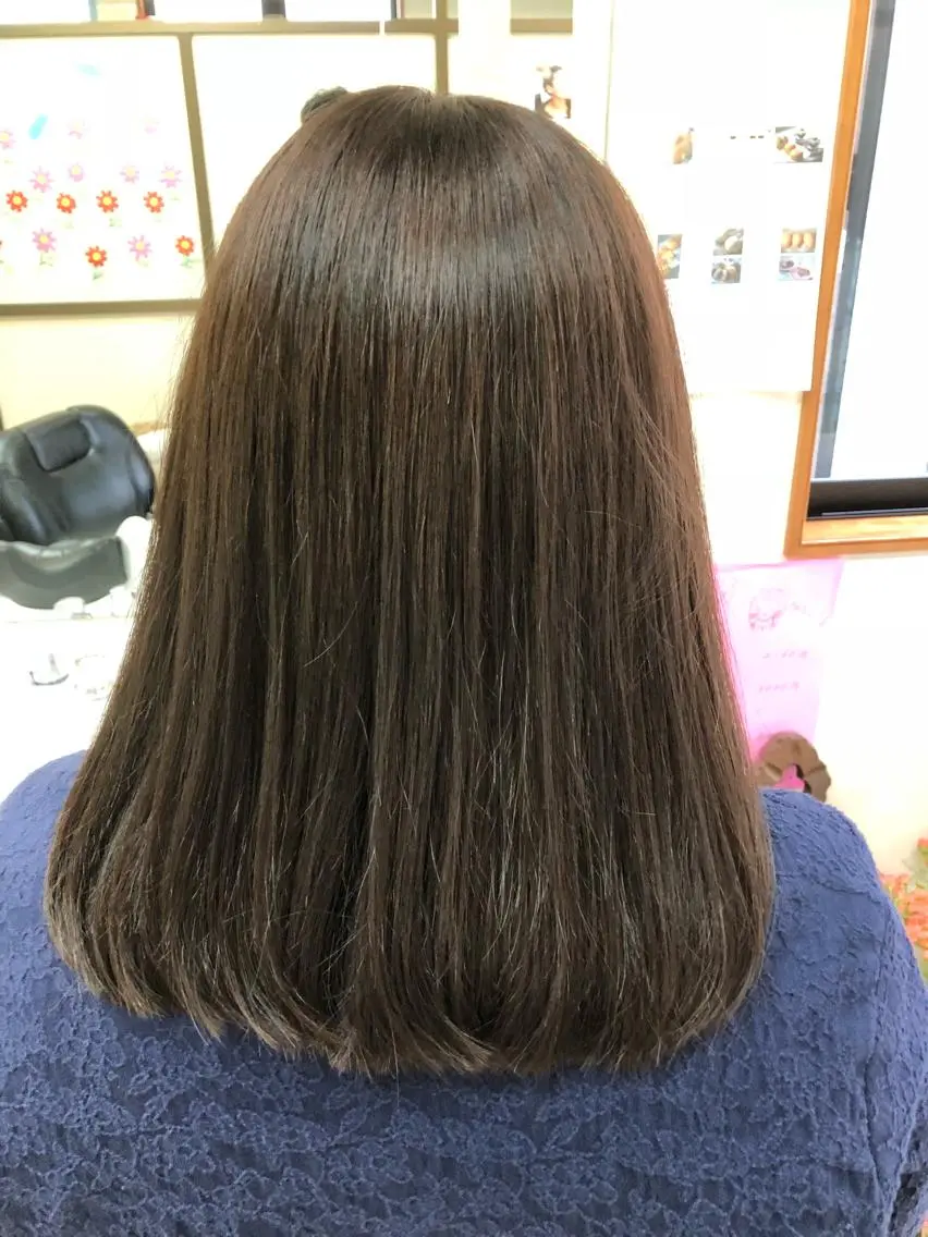 ミディアム 石塚 浩のヘアスタイル