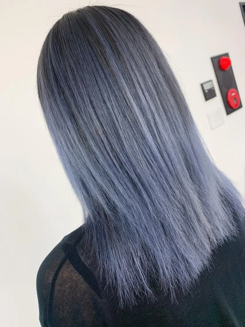 セミロング ヘアカラー トリートメント 🥇近藤 恭輔🥇 Recharme新保のヘアスタイル