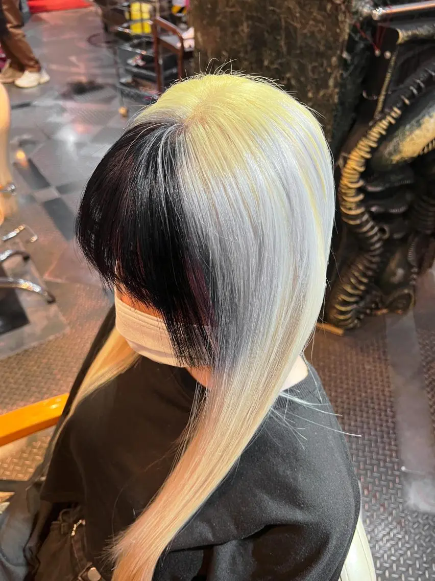 ロング カラー KOYA ｺﾔのヘアスタイル