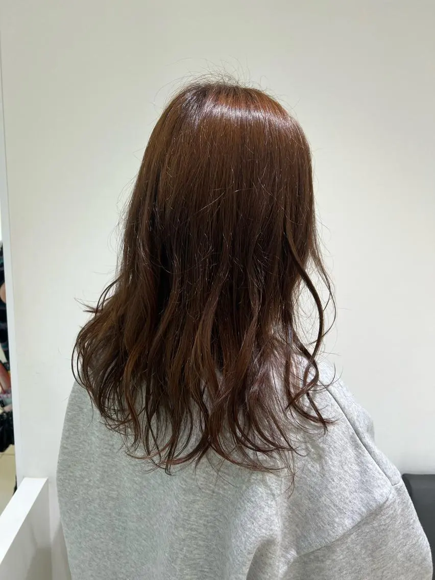 セミロング カラー ベージュカラー ブラウンカラー 透明感カラー カット ヘアカラー 【暖色カラー特化】 中山由梨のヘアスタイル