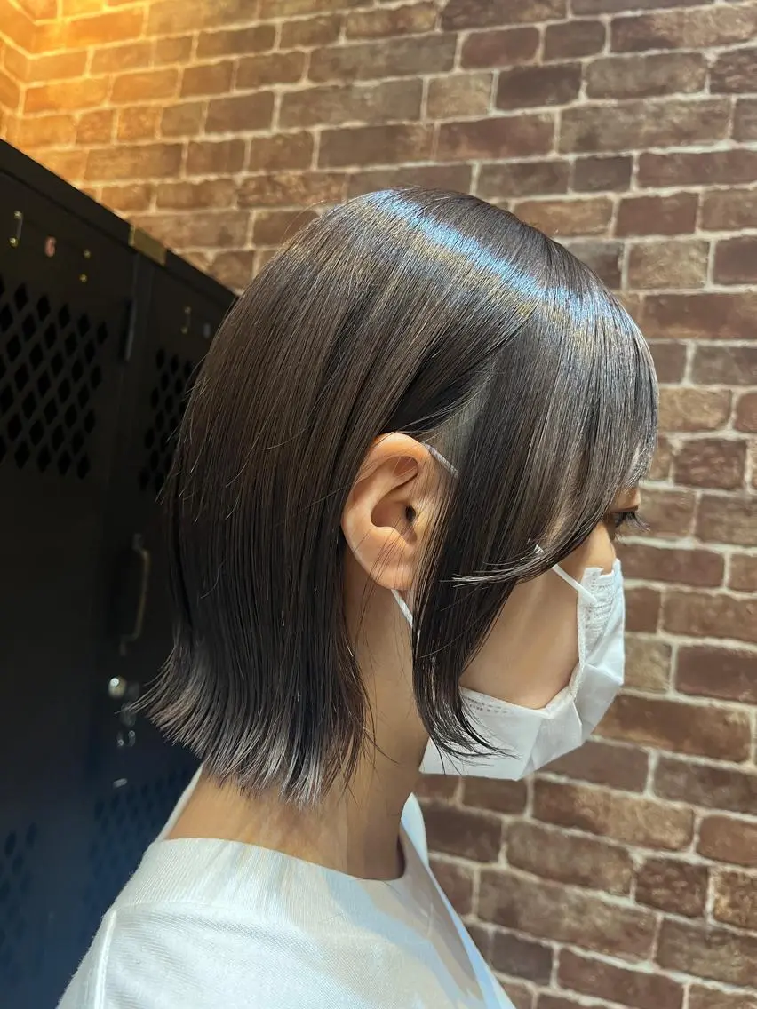 ミディアム カラー パーマ ヘアアレンジ メンズ キッズ ネイル マツエク・マツパ アイブロウ ミディアムパーマ メンズハイライト メンズパーマ ブラウンカラー ケアカラー 久木原 ゆりのヘアスタイル