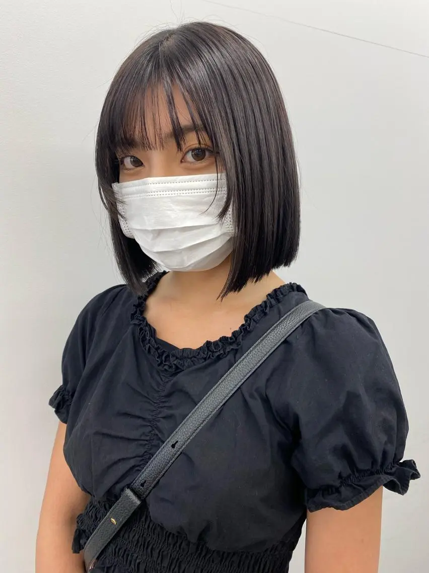 ショート カラー 切りっぱなしボブ アッシュ アッシュブラウン ブラウンカラー ボブ 寒河江 友花のヘアスタイル