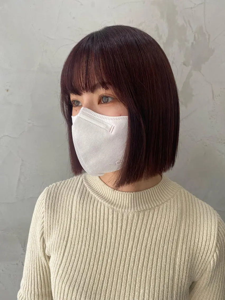 ショート カラー ボブ 佐伯 鼓乃美のヘアスタイル