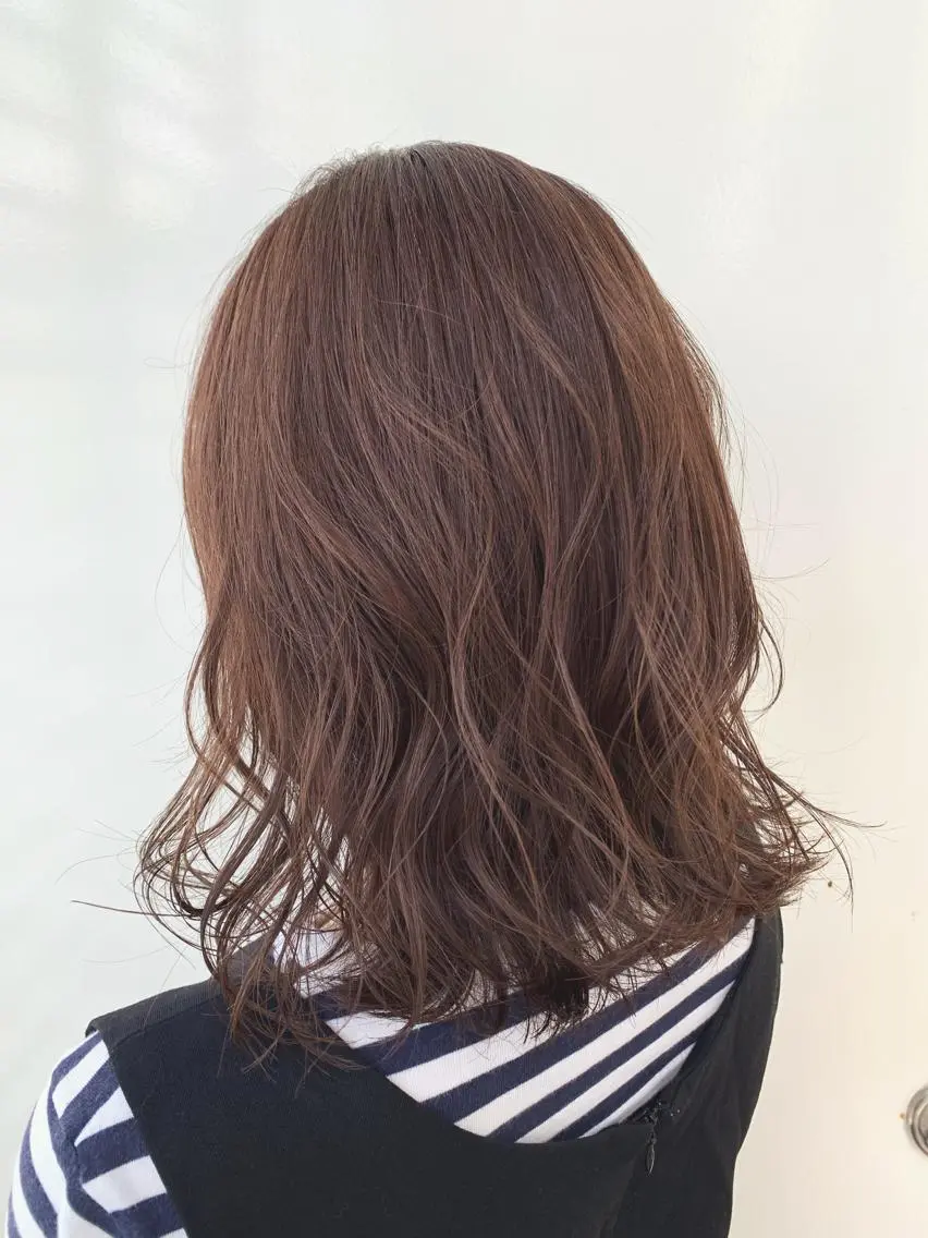 セミロング カラー パーマ ヘアアレンジ メンズ ネイル マツエク・マツパ ベージュカラー カット ヘアカラー トリートメント Zina福岡天神🪞 髪質改善🪞レイヤーのヘアスタイル