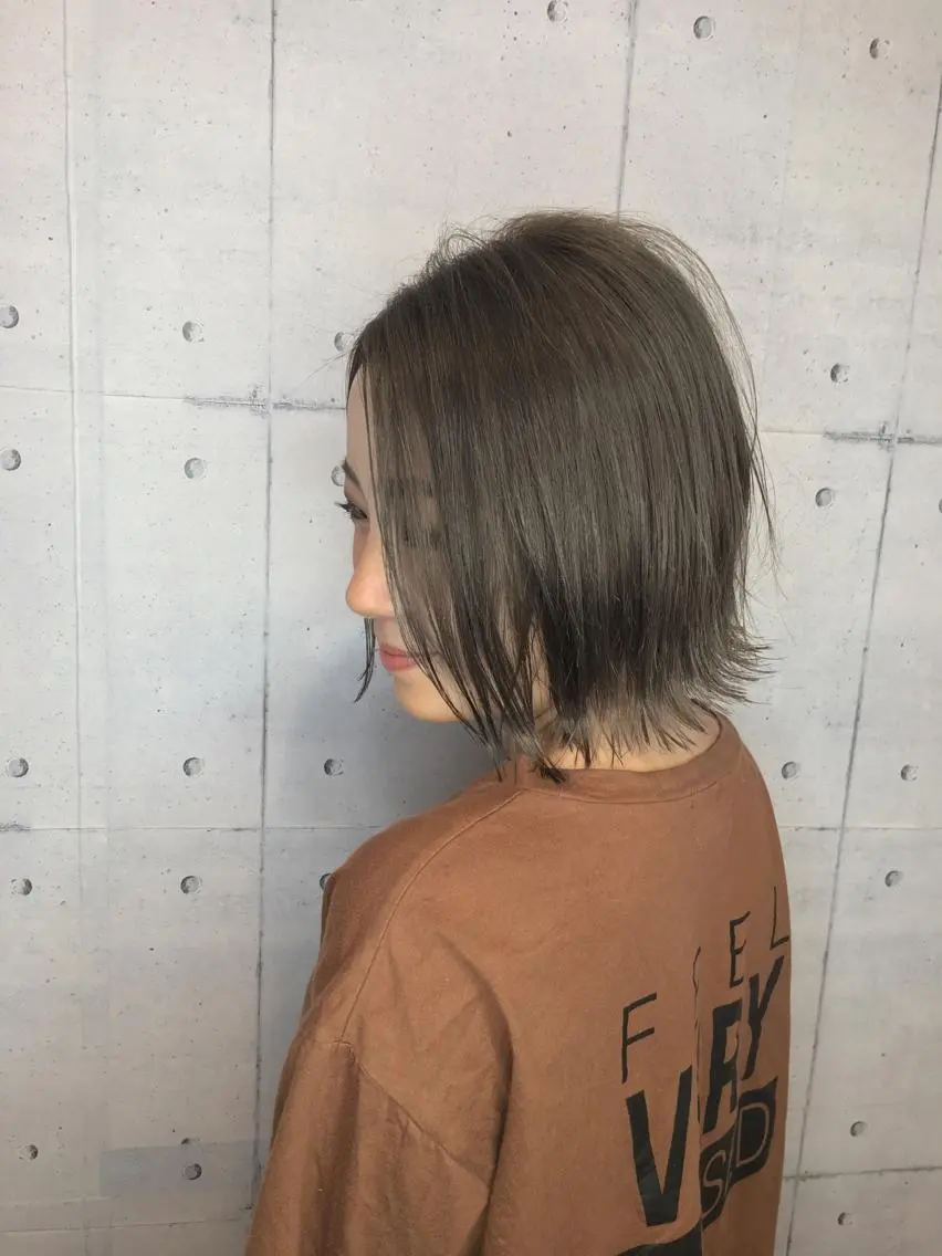 ショート カラー 切りっぱなしボブ ベージュカラー ボブ 韓・中華美女ヘア 🇰🇷×🇨🇳のヘアスタイル