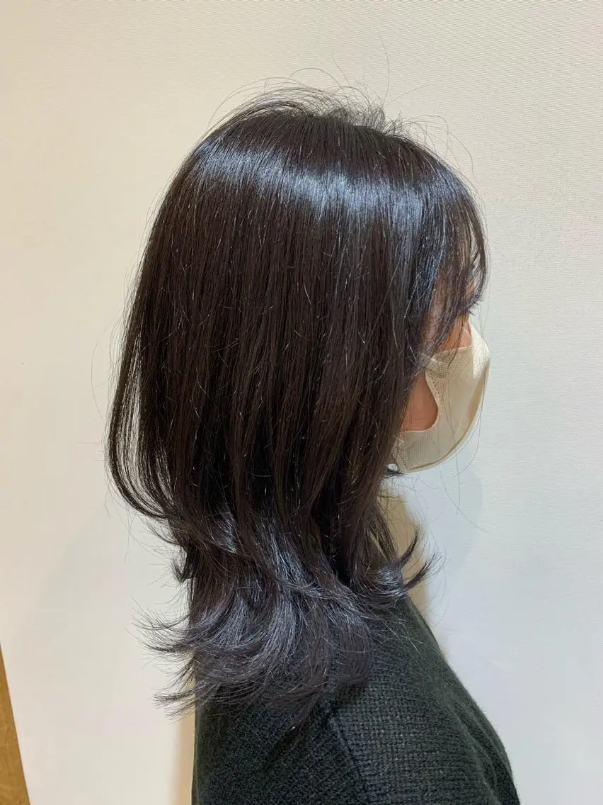 ミディアム カラー ヘアカラー 若狭 彩花のヘアスタイル