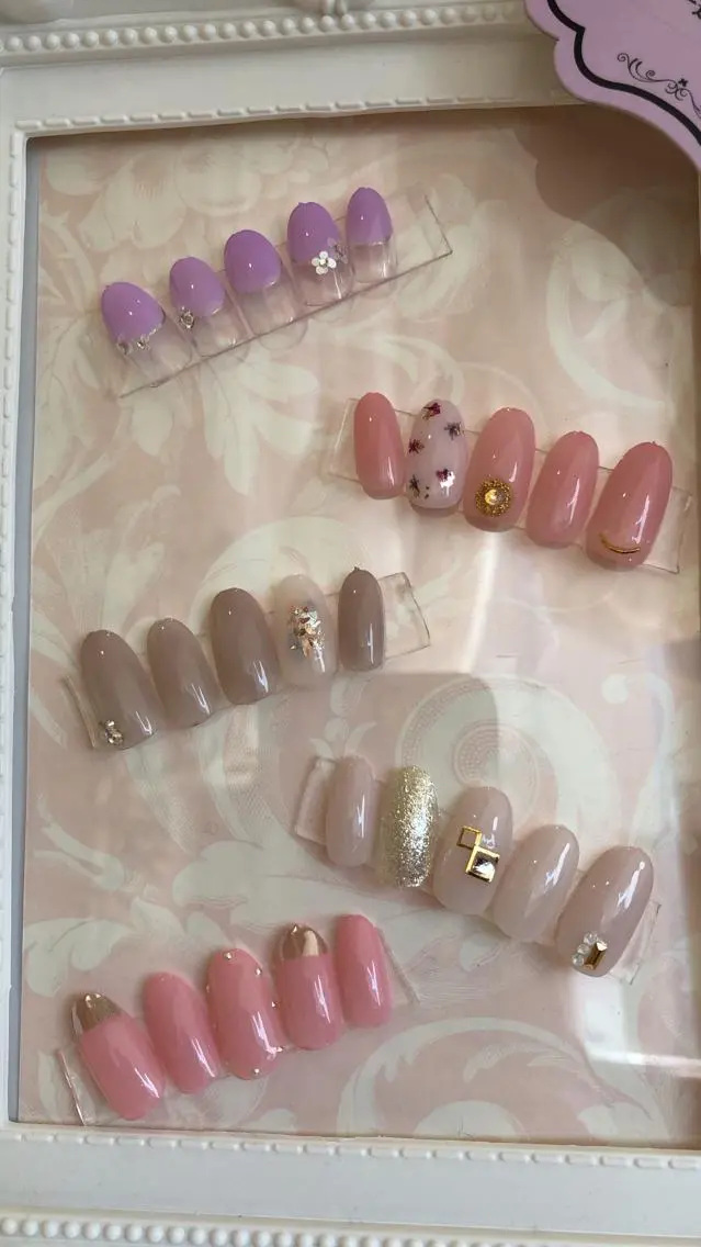 ネイル Nail salon アトリエジョワ 金山のネイルデザイン