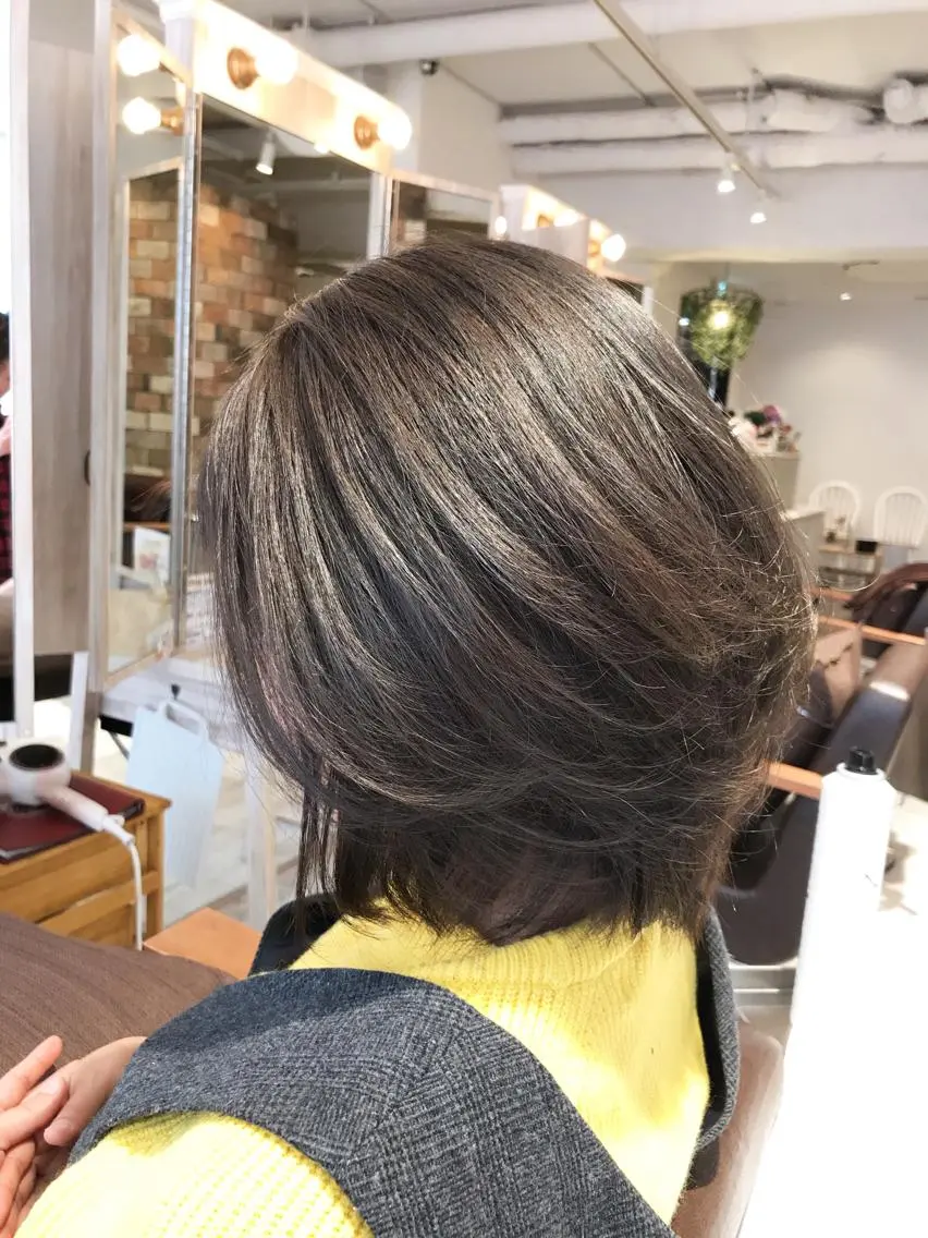 ショート アッシュ アッシュグレー 韓国ヘア 山本勝志のヘアスタイル