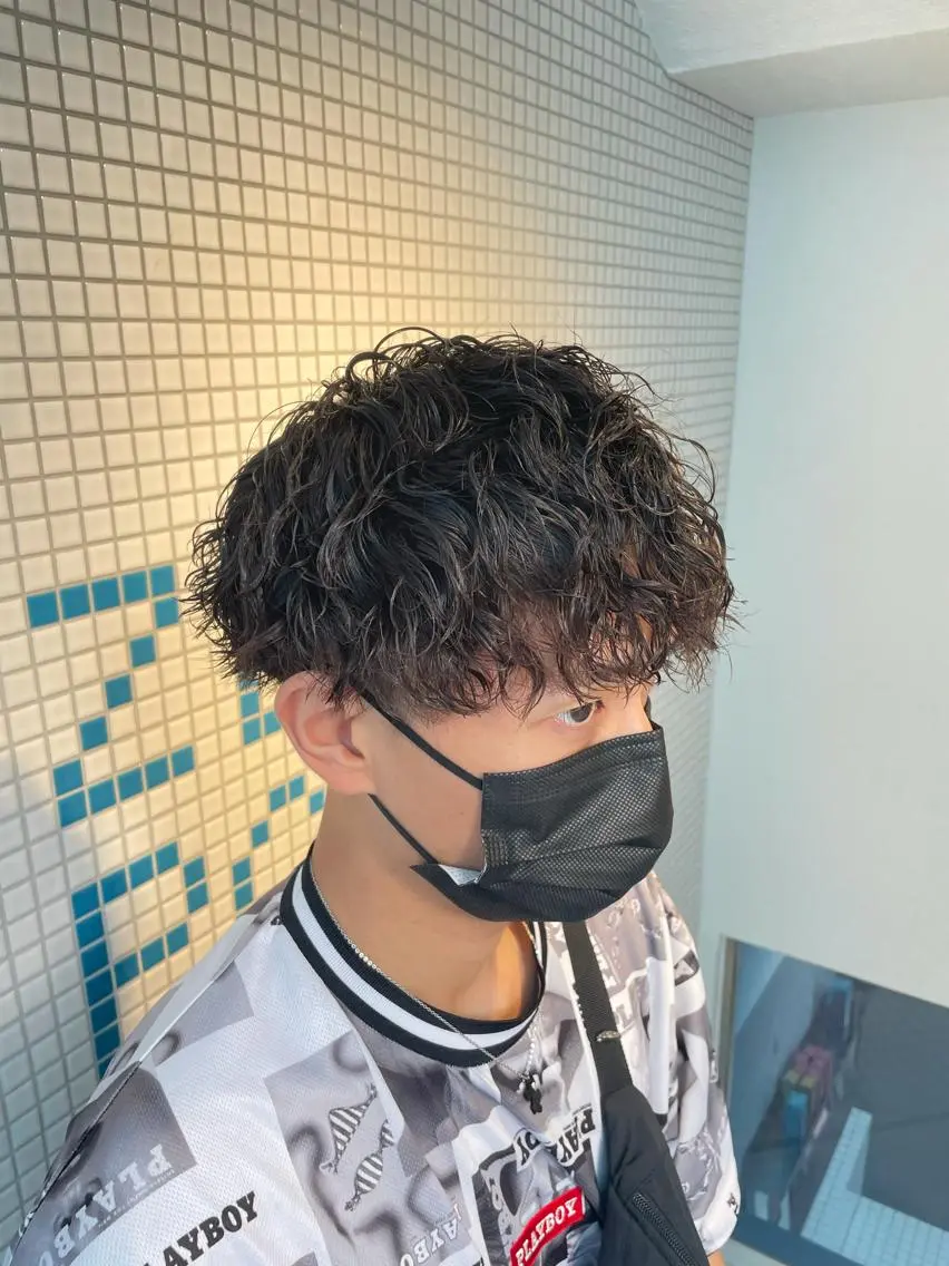 ショート カラー パーマ メンズ 🔥メンズカラー🔥 セヤシュウヘイのヘアスタイル