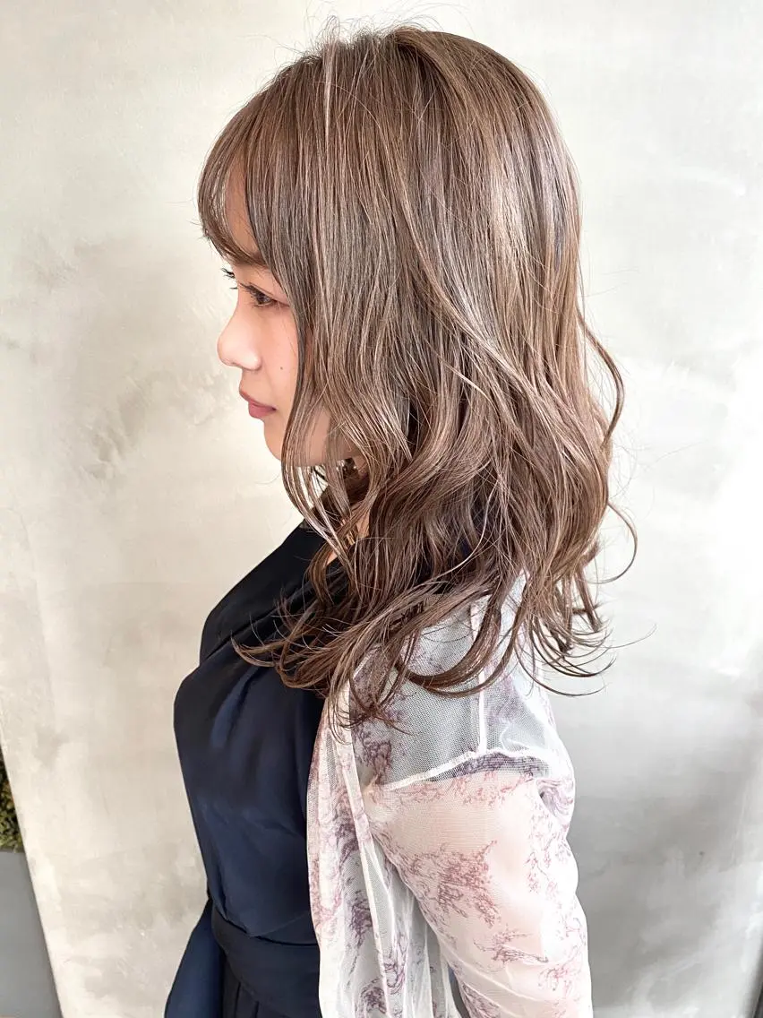 セミロング カラー ヘアアレンジ メンズ ネイル マツエク・マツパ メンズハイライト メンズウルフカット 透明感カラー ハイライトカラー 外国人風カラー 夜23時まで予約🉑 reverieあきらのヘアスタイル