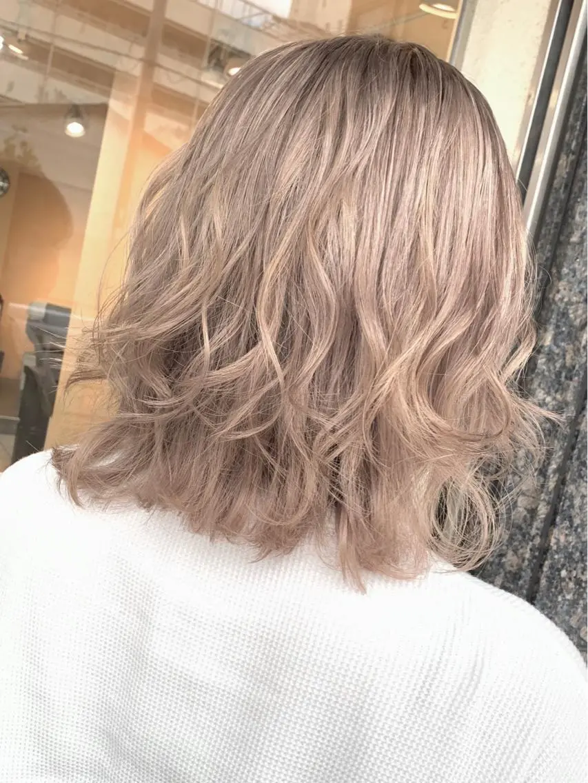 ミディアム カット ヘアカラー レイヤー/艶髪カラー 森本くるみのヘアスタイル