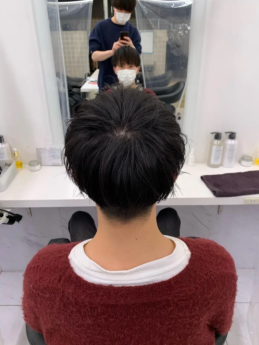 ショート カラー パーマ メンズ メンズパーマ特化 TAIGAのヘアスタイル