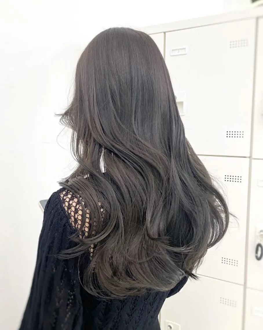 カラー 🪞THEATER 表参道店🩰のヘアスタイル
