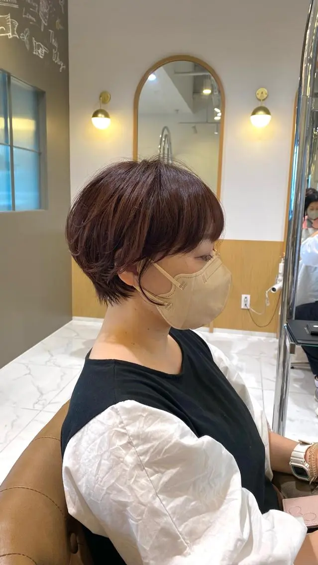 ショート カラー ショートヘア 坂井 茅聖のヘアスタイル