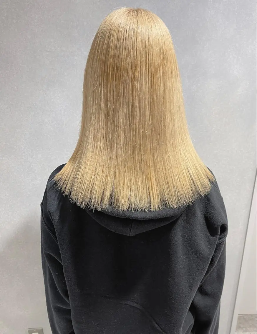 ミディアム カラー ブリーチ ヘアカラー 唐澤 千尋のヘアスタイル