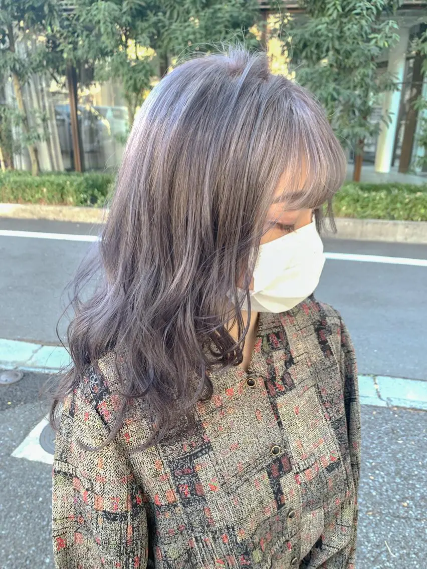 ミディアム ヘアカラー トリートメント yuka .のヘアスタイル