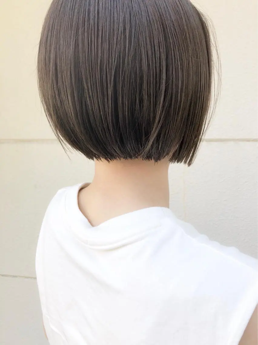 ショート ボブ 浜 優菜のヘアスタイル