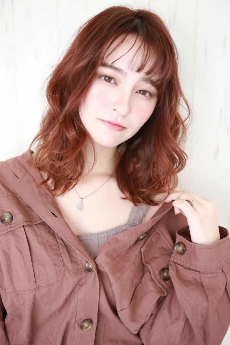 ミディアム カラー ブラウンカラー ピンクカラー ピンクブラウン 赤み消しカラー /透明感カラー 上長のヘアスタイル