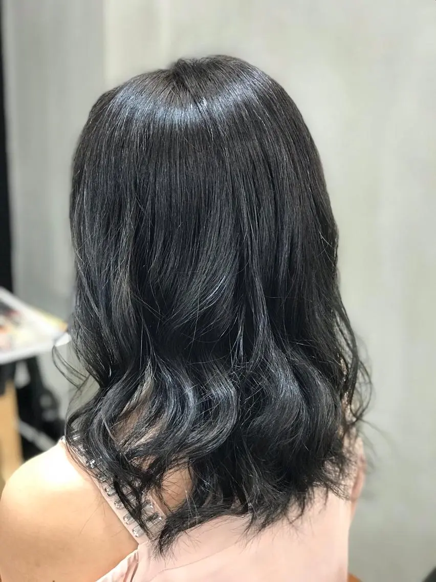 セミロング カラー カット パーマ トリートメント 田中 光のヘアスタイル