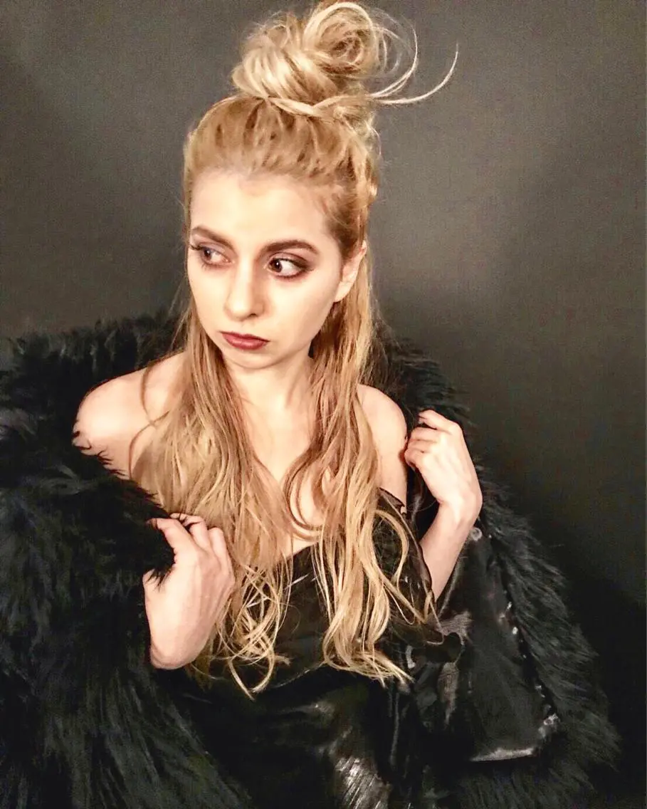 セミロング カラー ヘアアレンジ ネイル マツエク・マツパ 綺麗な髪質にしたい方 限定🌈清水 祥のヘアスタイル