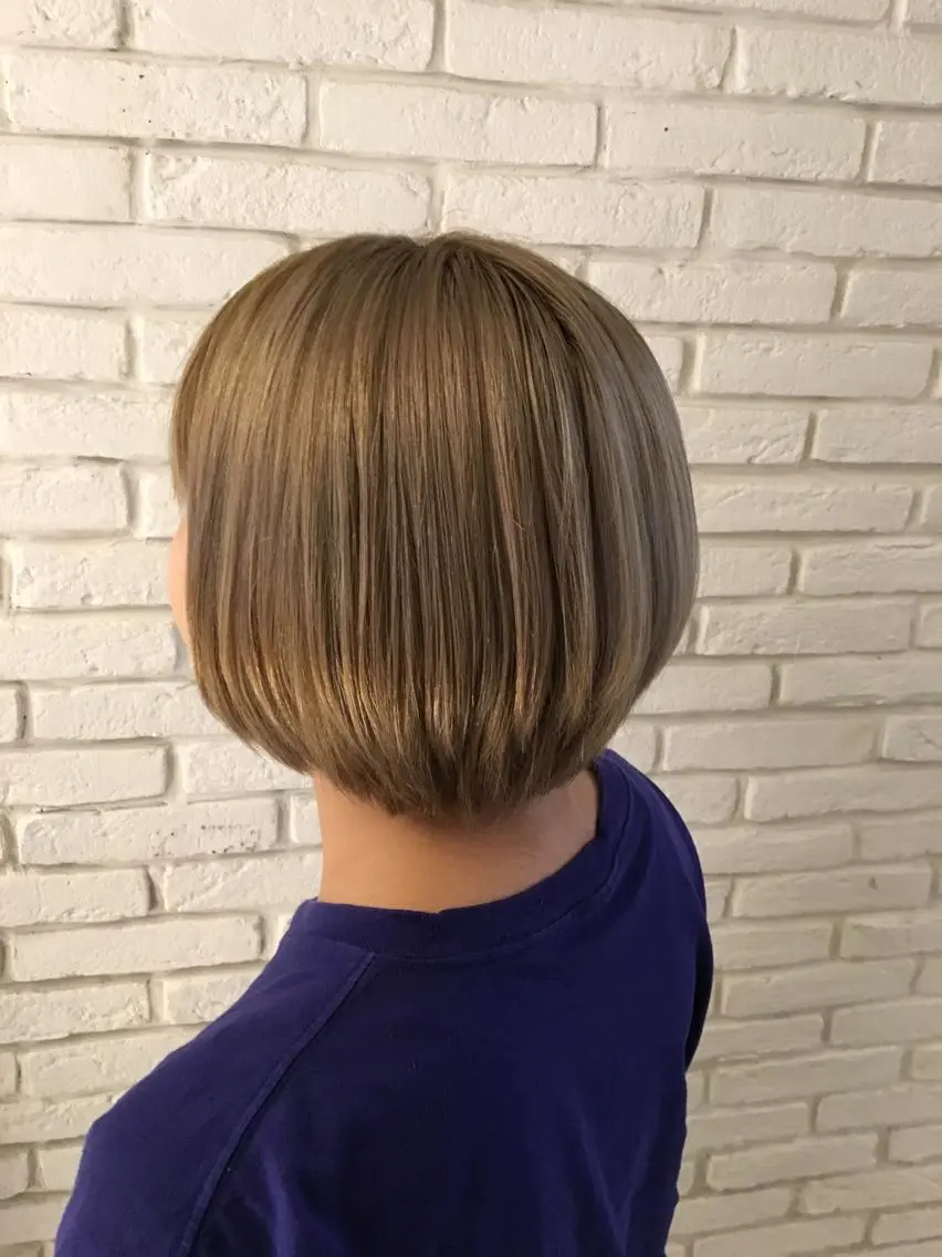 ショート カラー 宮下 浩一のヘアスタイル
