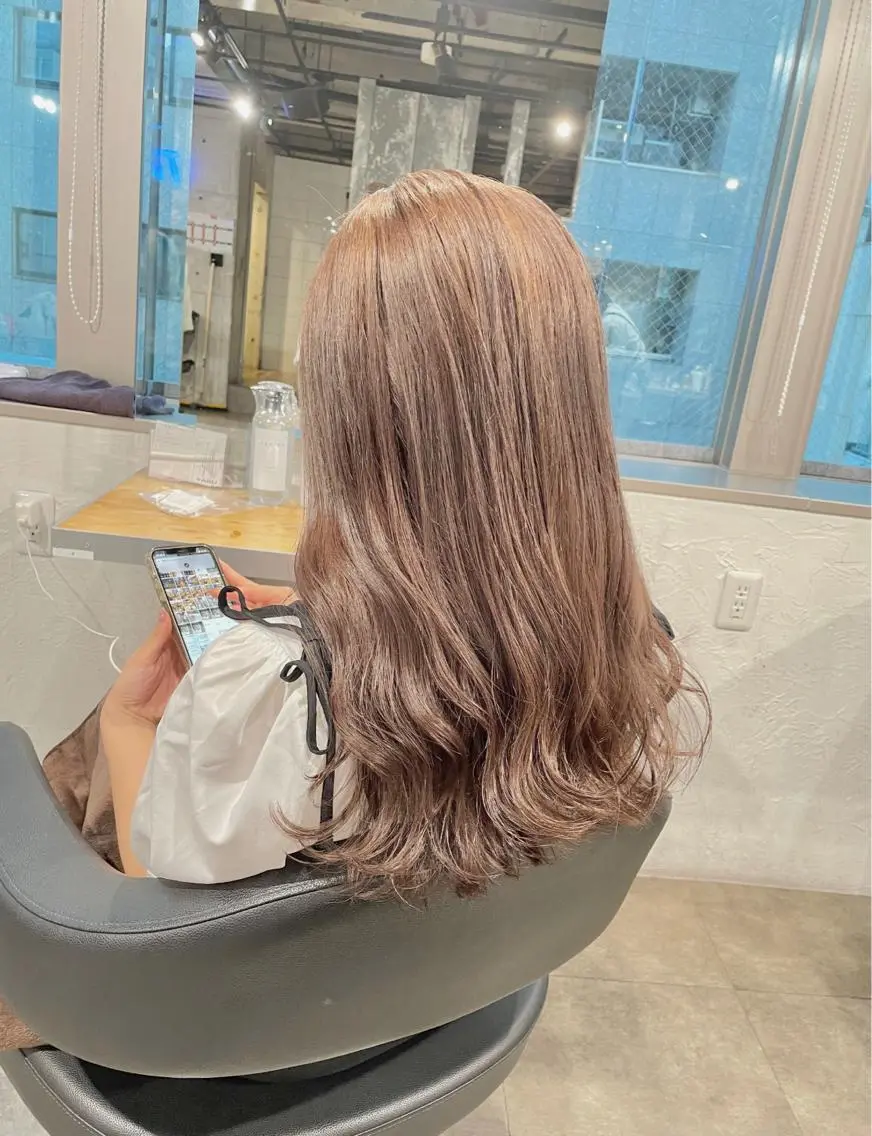 ロング カラー ヘアカラー トリートメント ヘッドスパ ヘアセット ベージュカラー💖 やすひろのヘアスタイル