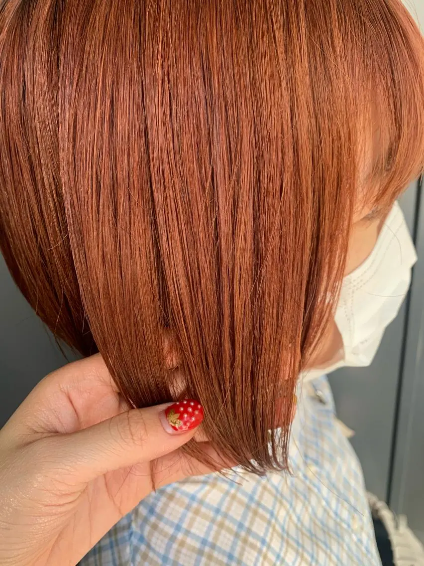 ショート カラー ヘアアレンジ カット ヘアカラー トリートメント サナ🌱 切りっぱなしボブのヘアスタイル