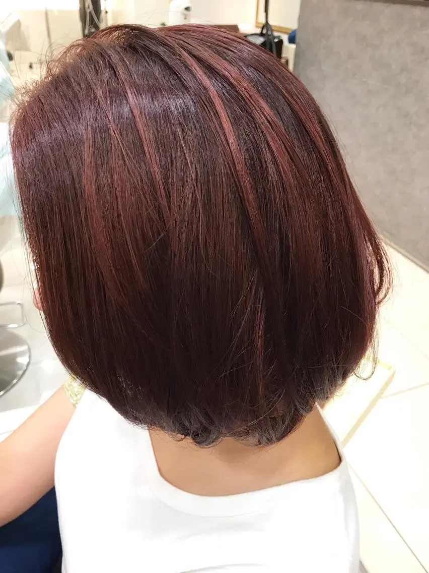 ミディアム 縮毛矯正/髪質改善 継続する美髪のヘアスタイル