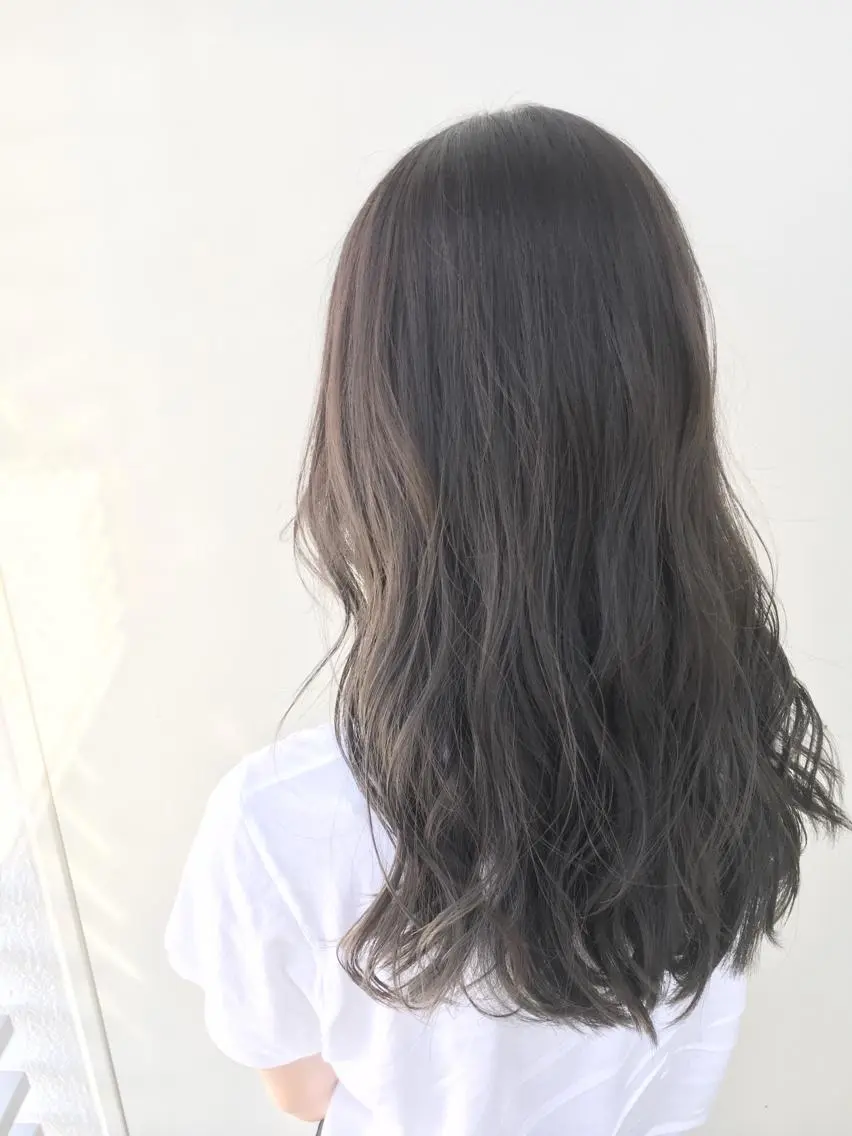 セミロング カラー パーマ ヘアアレンジ カット ヘアカラー トリートメント Zina福岡天神🪞 髪質改善🪞レイヤーのヘアスタイル