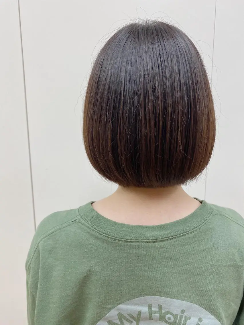 ショート ボブ 顔周りカット 小顔カット カット ヘアカラー トリートメント アクイールグラッセ 滝村のヘアスタイル