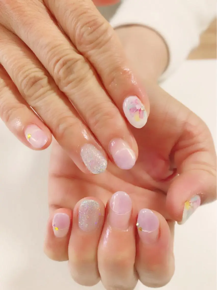 ネイル アートネイル 長さ出し フットネイル グリーン ニュアンスネイル Lily Roseスタッフ一同のマツエク・マツパデザイン