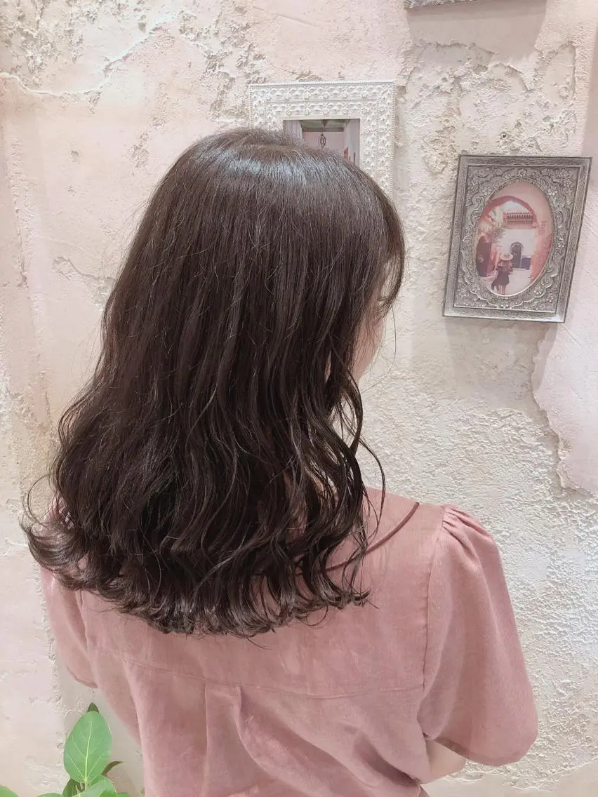 ミディアム カット ヘアカラー トリートメント 代表山口ひな 髪質改善のプロのヘアスタイル