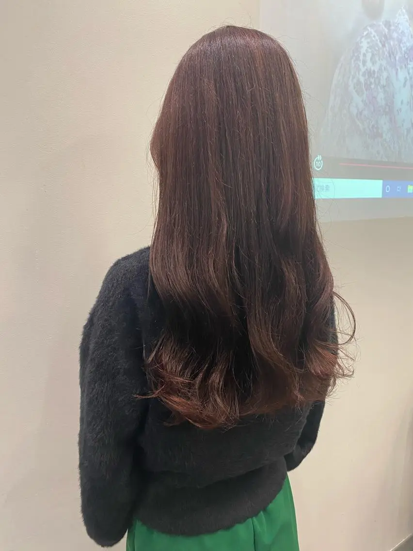 ロング カラー ブラウンカラー イルミナカラー ピンクカラー ピンクブラウン ✨透明感カラー✨ 🦖佐々木未来🦕のヘアスタイル