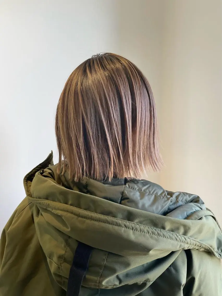 ショート カラー ボブ 外ハネヘア カット ヘアカラー トリートメント ヘアセット メンズ特化 パーマ/オザワのヘアスタイル