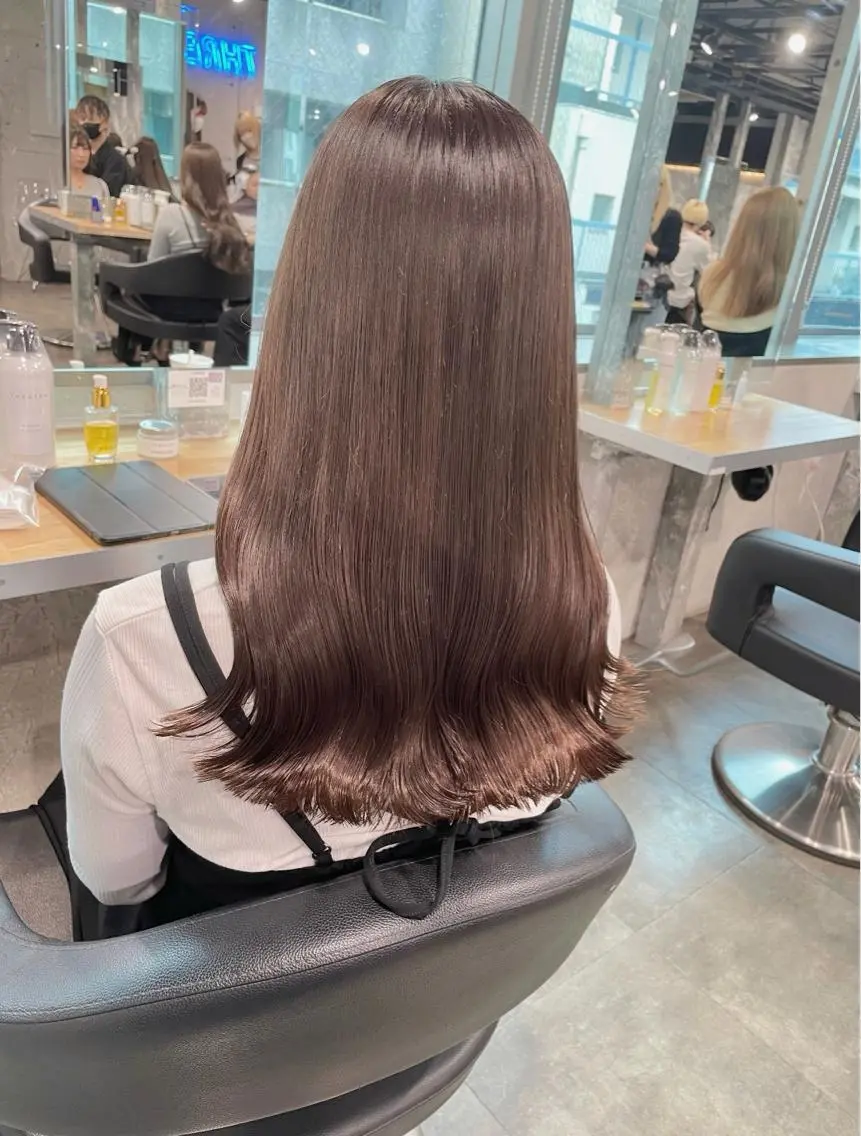 ロング カラー カット ヘアカラー トリートメント ヘッドスパ ヘアセット ベージュカラー💖 やすひろのヘアスタイル