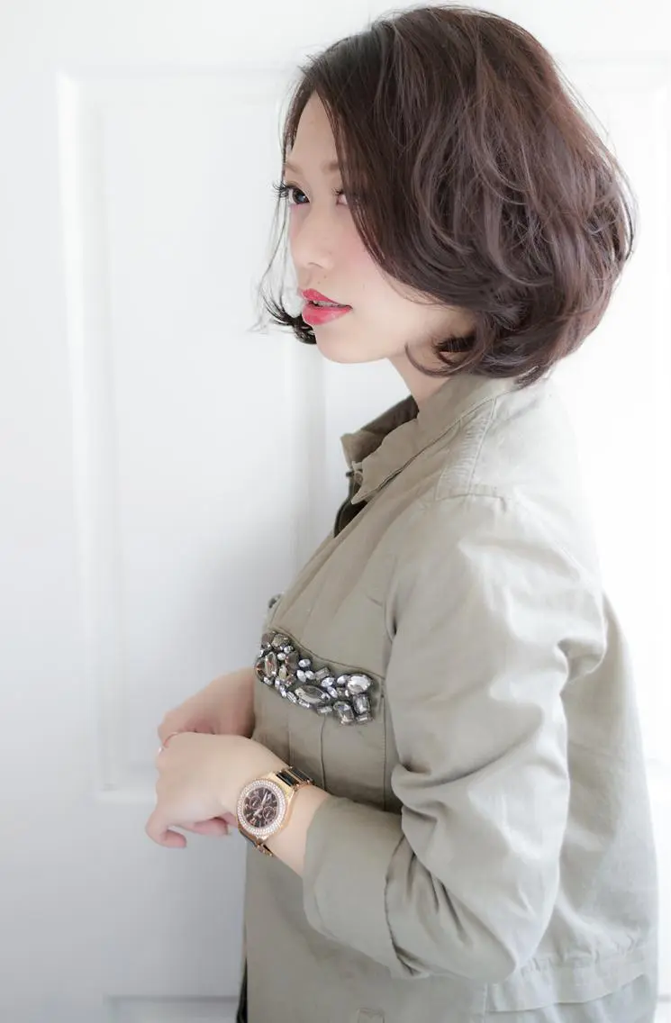 ミディアム EIGHT plum TOKIOリミテッドのヘアスタイル