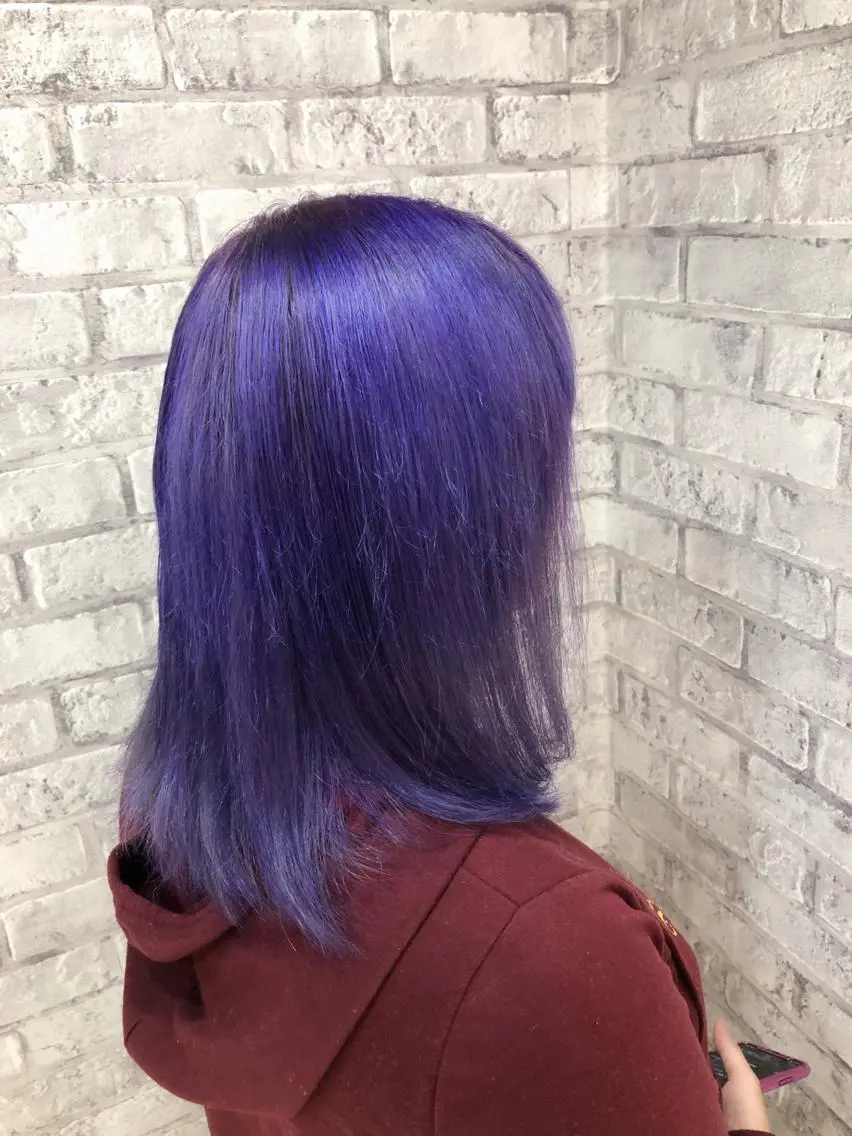 ミディアム パープルカラー ヘアカラー トリートメント 秋山 幸太のヘアスタイル