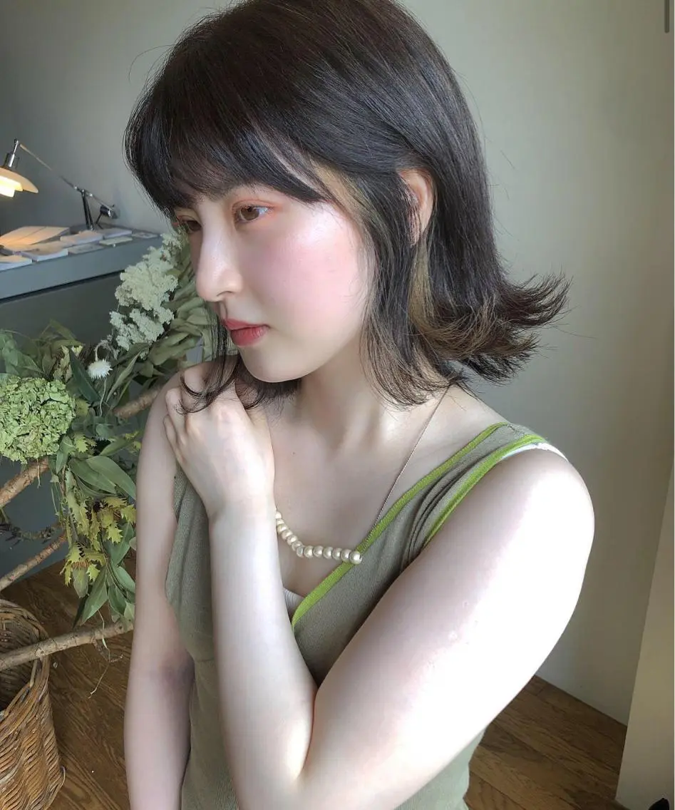 ミディアム カラー ヘアアレンジ インナーカラー カット ヘアカラー 永井 亜実のヘアスタイル