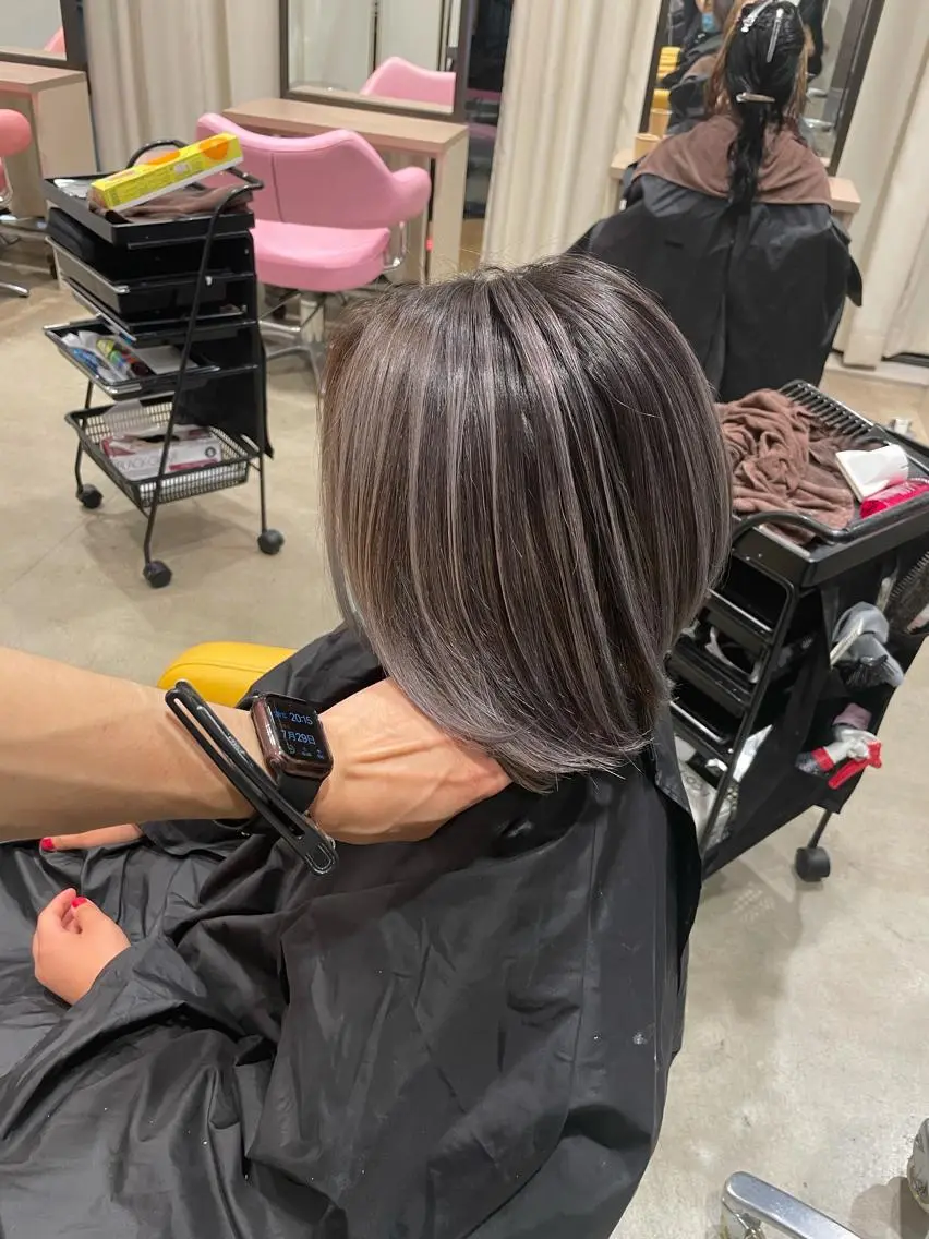 ロング カラー ヘアアレンジ メンズ 🧸ハイトーン🧸 ゆっきー🧸のヘアスタイル