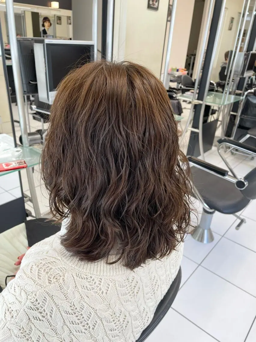 ミディアム パーマ ミディアムパーマ 大山 真衣のヘアスタイル